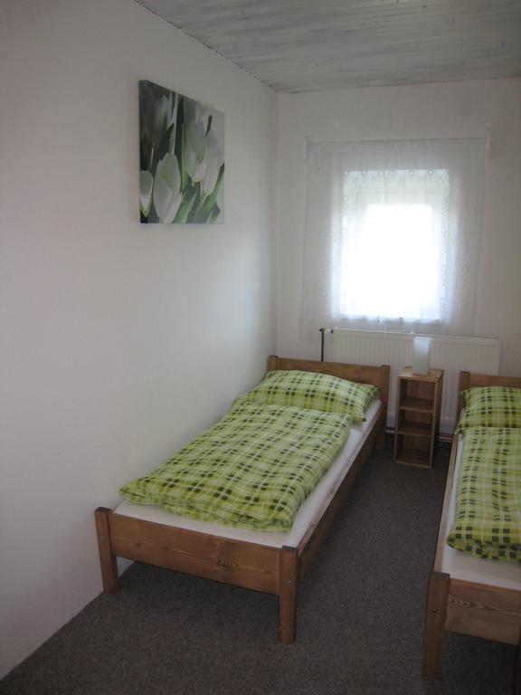 Chata Viktorka Pec pod Sněžkou Habitación foto